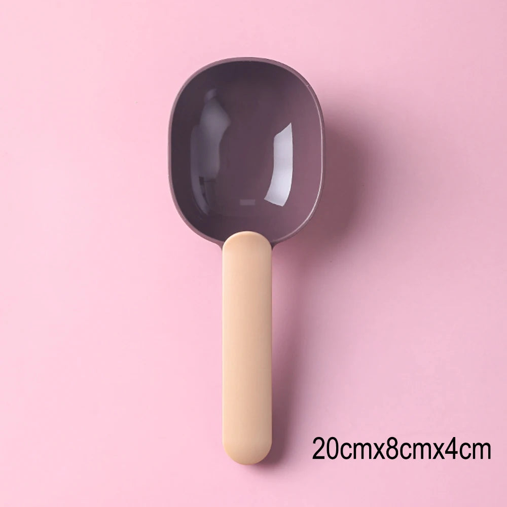 **2-in-1 Pet Food Scoop & Bag Sealing Clip – Measure, Scoop & Store**