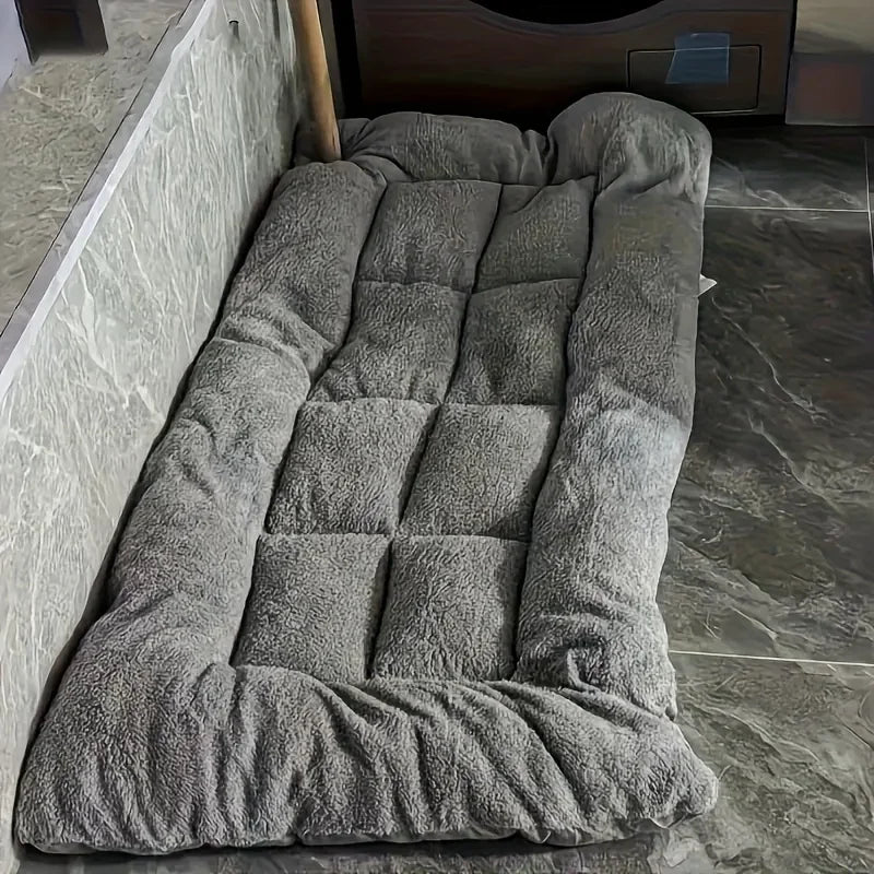 **Ultra-Soft Plush Pet Bed – Extra-Large Cozy Cushion for Dogs & Cats**

Give your furry friend a cozy place to relax with this extra-large plush pet bed. Made with soft polyester fabric and a thick, cushioned design, it’