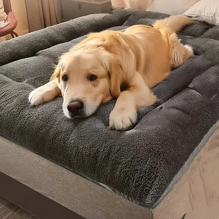 **Ultra-Soft Plush Pet Bed – Extra-Large Cozy Cushion for Dogs & Cats**

Give your furry friend a cozy place to relax with this extra-large plush pet bed. Made with soft polyester fabric and a thick, cushioned design, it’