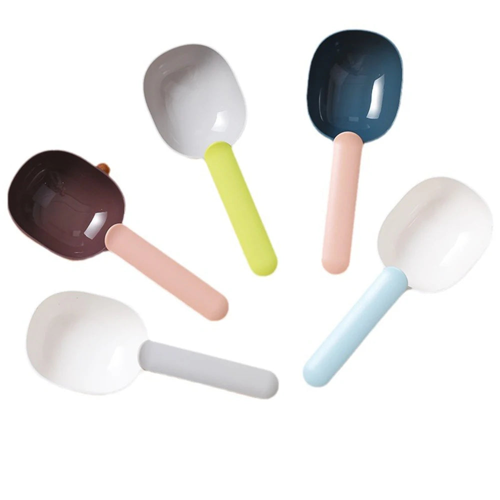 **2-in-1 Pet Food Scoop & Bag Sealing Clip – Measure, Scoop & Store**
